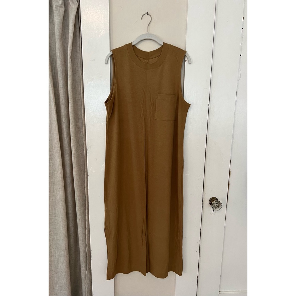 SOLD. Everlane Olive/Brown Long Weekend Sleeveless T-shirt Dress with Slit.